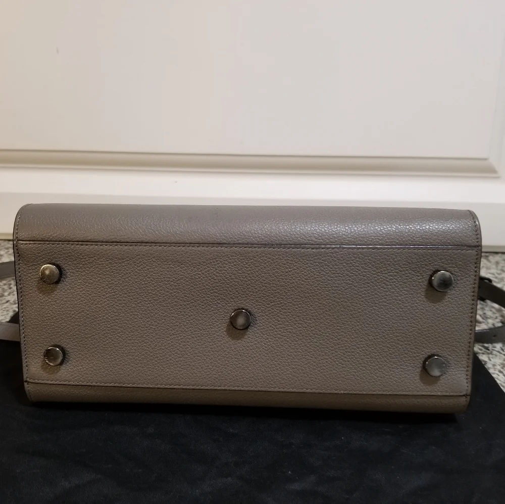 HOSTPICK!!! Saint Laurent Nano Sac De Jour - Picture 8 of 17